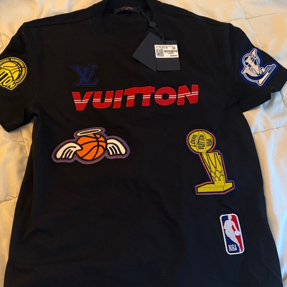 1000% authentic louis vuitton Tshirt new with tags - Picture 1 of 4